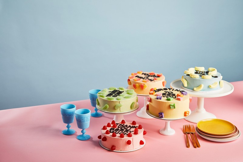The Sweetest Way to Satisfy Your Cravings: Ready Made Cakes and Cake Packaging