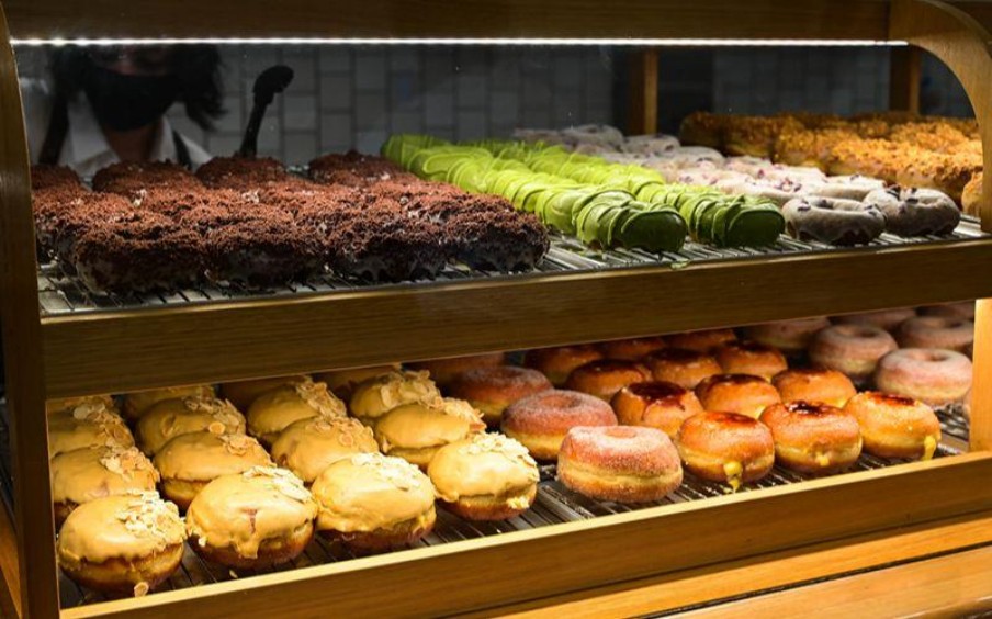 What to Know Before Placing a Pastry Order in Bulk