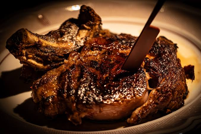 Why Steak Restaurants Appeal to Every Generation of Food Lovers